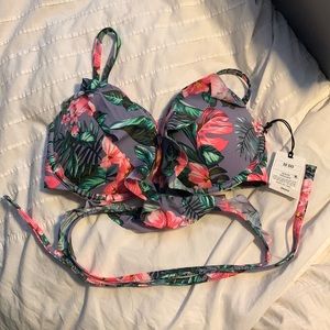 NWT Shade & Shore floral push-up top
